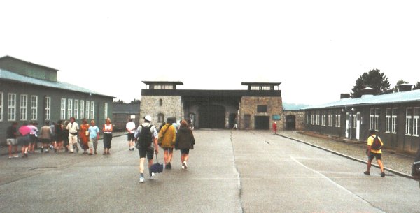 Im Inneren des KZ Mauthausen